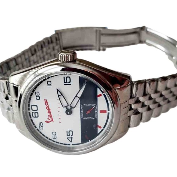 NEW Vespa Italian Made Silver Tone Stainless Steel Watch Italy Men's 40mm VA-3HE - Picture 2 of 4